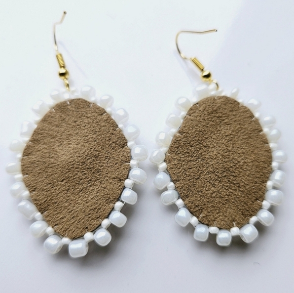 2/$27 | White + Gold Beaded Bohemian Indigenous Native Hoop Earrings | Handmade - Picture 6 of 8